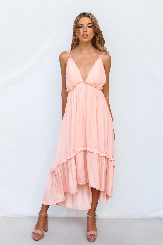 Women's Holiday Outfit Effortless Style, Endless Impact Wyoma Midi Dress - Peach