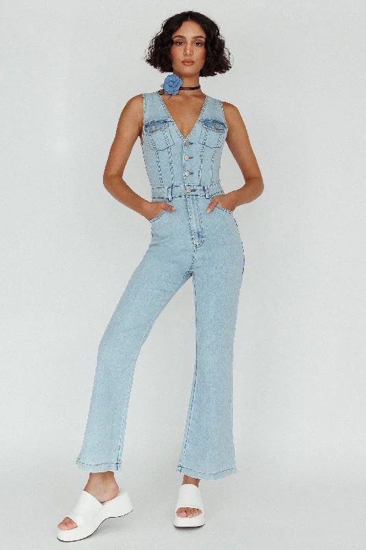 Women's Seasonal Attire Trendy Pulse Jazelle Button Front Jumpsuit Washed Blue