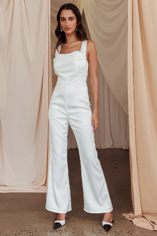 Women's High-Fashion Garments Fashion Frontiers Tarlena Chiffon Neckline Jumpsuit Off-White