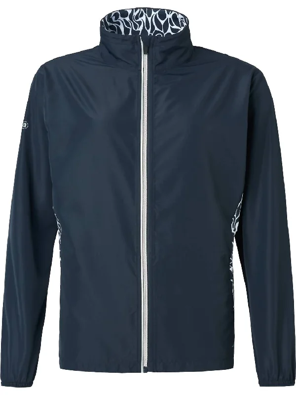 Women's Contemporary Apparel Women Hills Stretch Wind Jacket In Navy