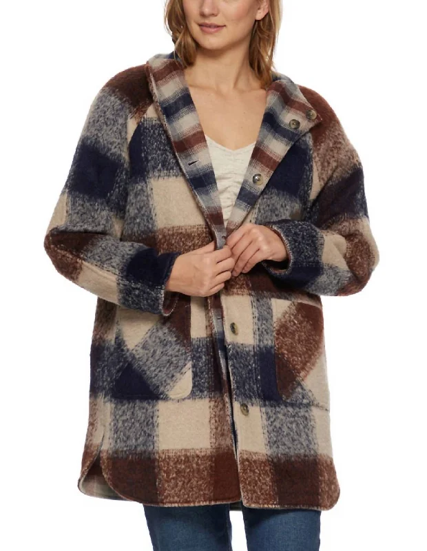 Women's Trendy Apparel Aneta Reversible Jacket In Plaid