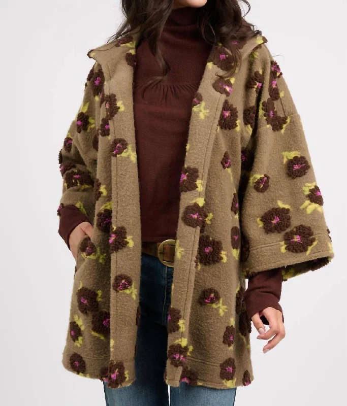 Women's Athletic Apparel Puff Floral Sherpa Jacket In Mocha