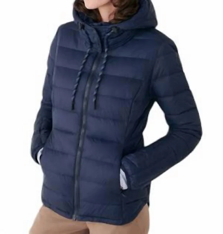 Women's Holiday Apparel Emeline Down Jacket In Outerspace Navy