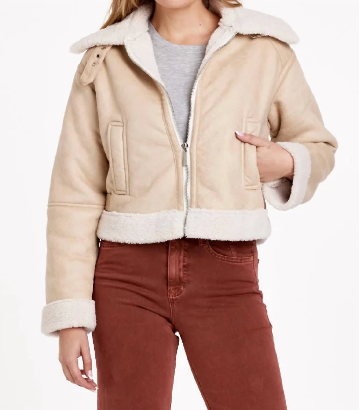 Women's Activewear Apparel River Shearling Bomber Jacket In Winter Beige