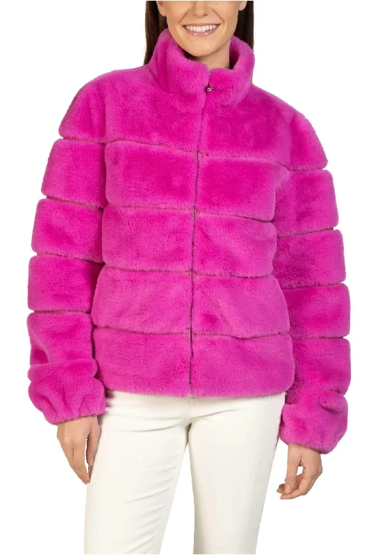 Women's Holiday Apparel Lizzo Faux Fur Zip Jacket In Hot Pink