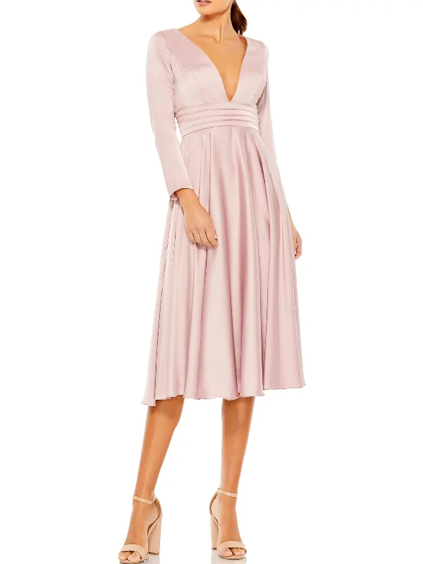 Vintage-Inspired Women's Apparel Fashion Forward, Function First Womens Plunging Calf Midi Dress